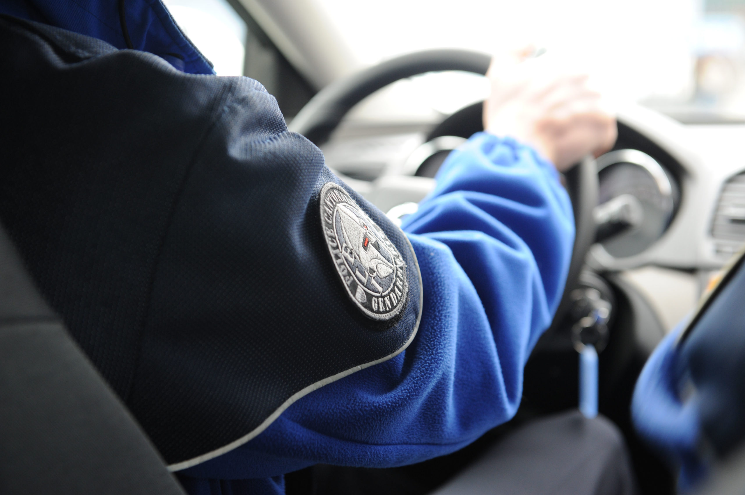 Gendarmes en voiture