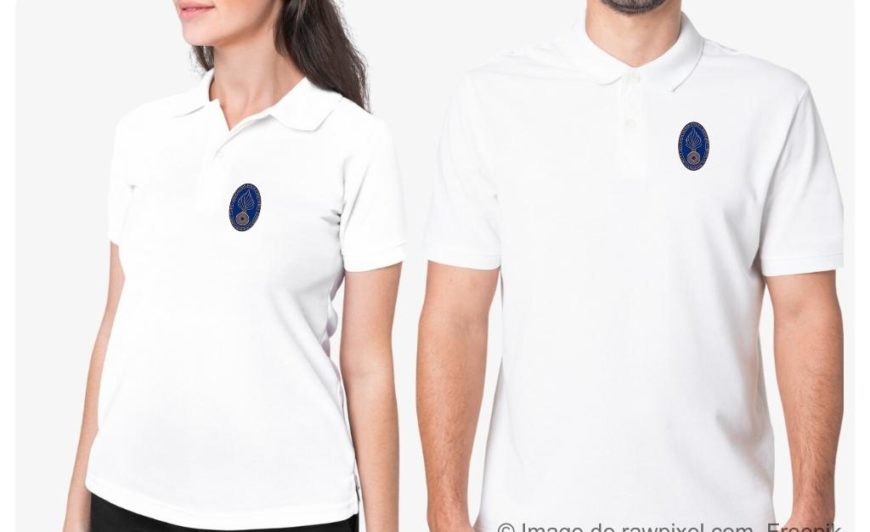 Polo blanc avec le logo de l'association pour l'histoire de la gendarmerie vaudoise