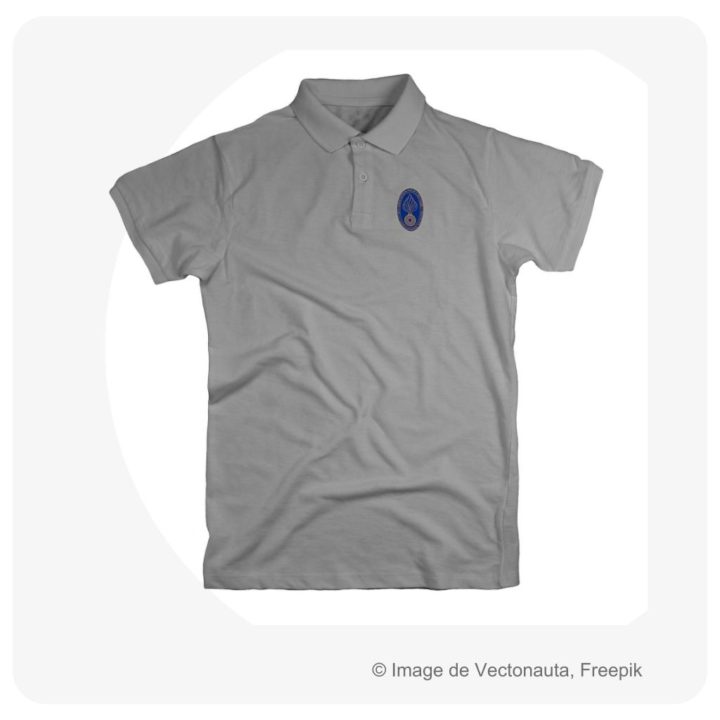 Polo gris avec le logo de l'association pour l'histoire de la gendarmerie vaudoiseAHGV gris